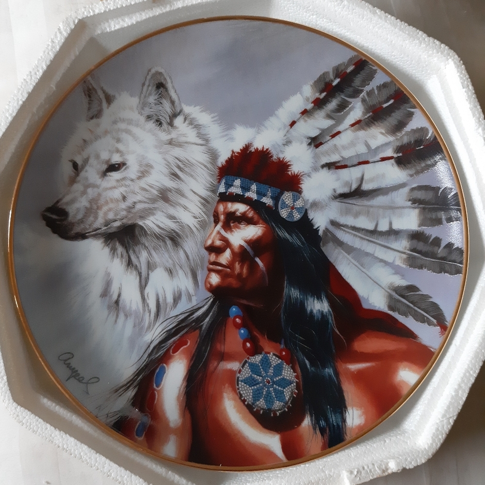 Spirit Of The White Wolf By The Franklin Mint